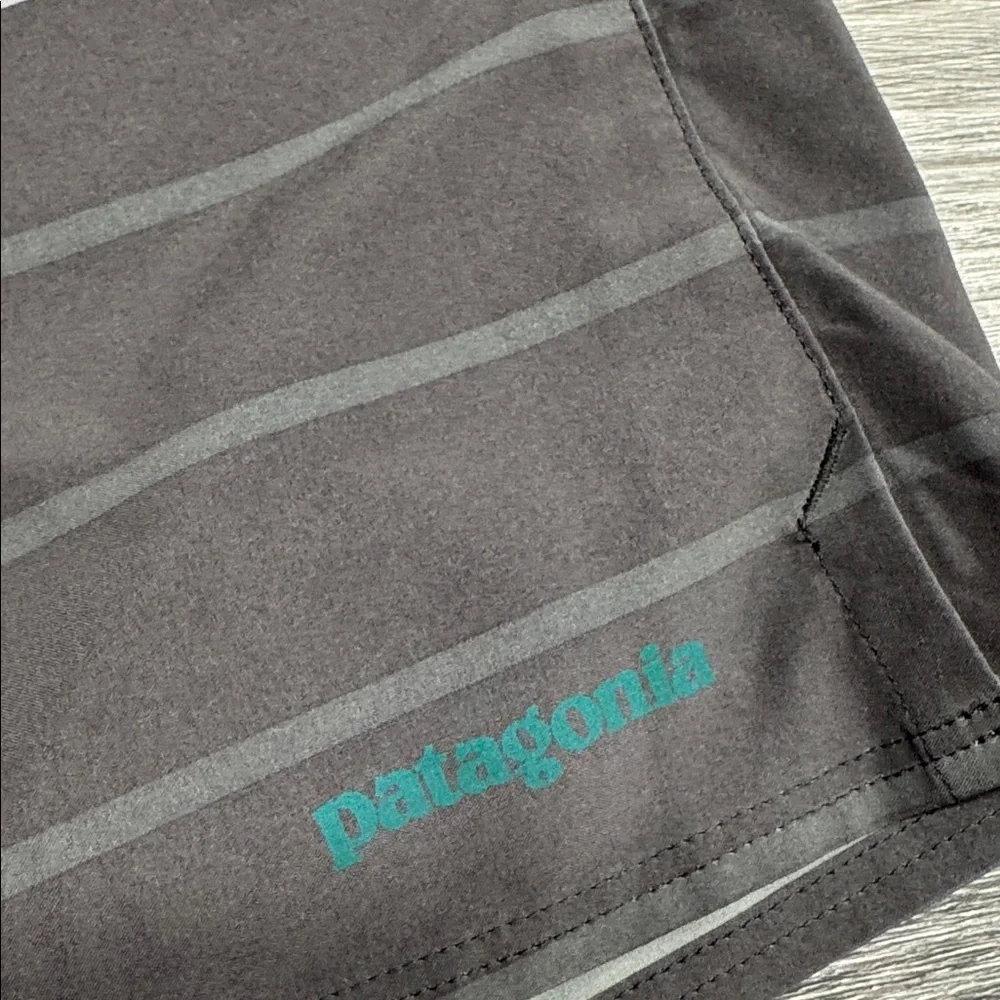 Patagonia Men's Board Shorts - Black and Teal - Picture 2 of 5